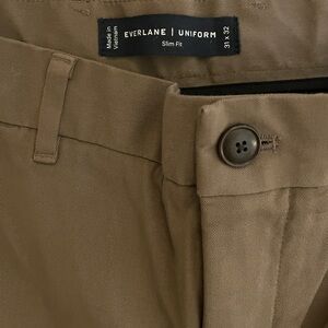 Everlane Brown Chinos Classic Style